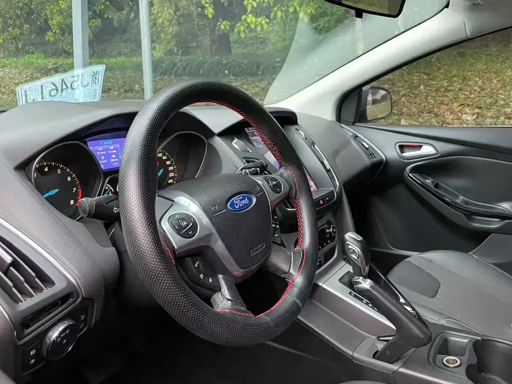 Ford Focus — миниатюра 13