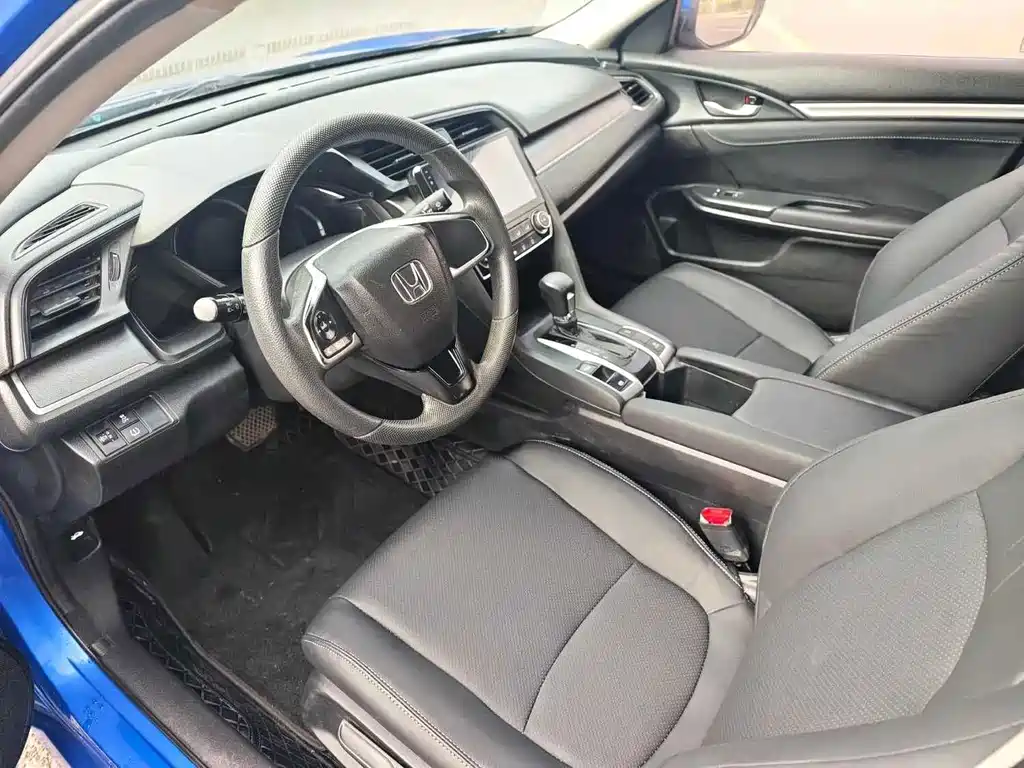 Honda Civic — миниатюра 4