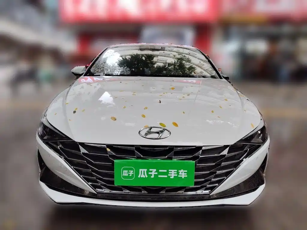 Hyundai Elantra — миниатюра 3