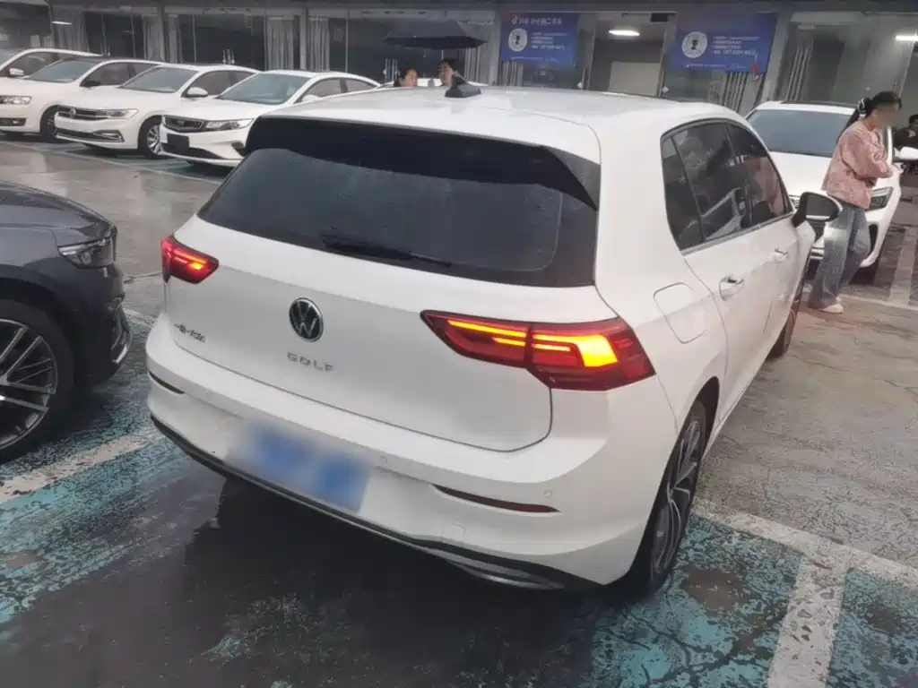 Volkswagen Golf — миниатюра 7