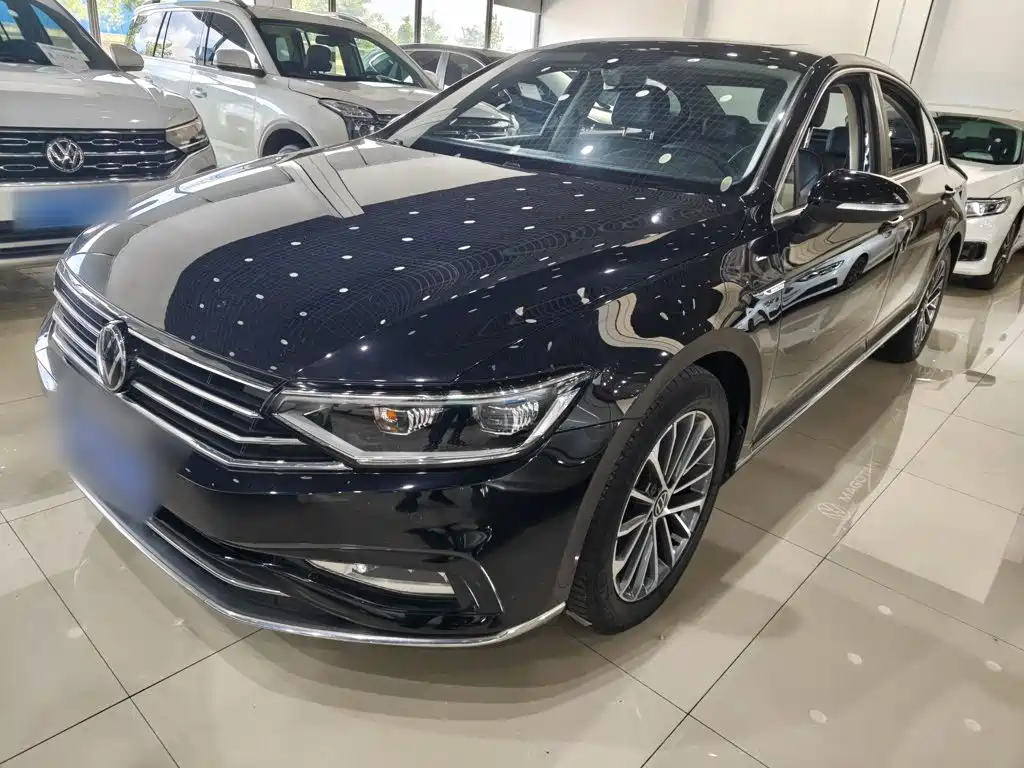 Volkswagen Magotan 2021