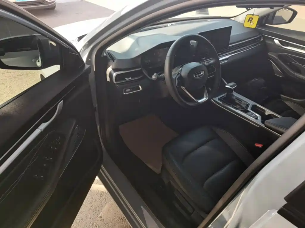 Geely Emgrand — миниатюра 16