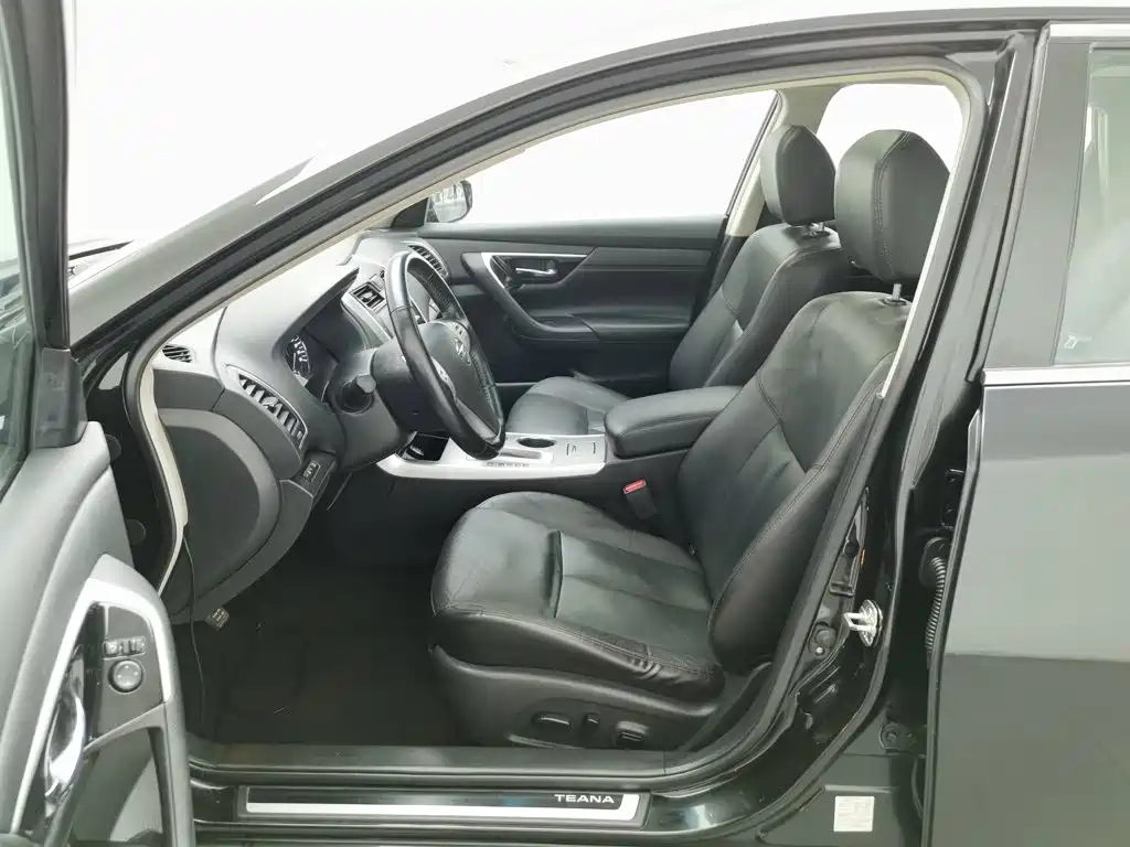 Nissan Teana — миниатюра 10