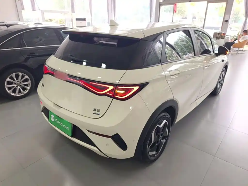 BYD Dolphin — миниатюра 7