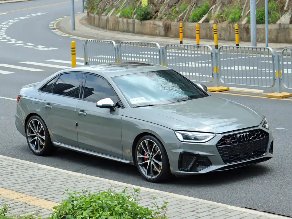 Audi S4 — миниатюра 3