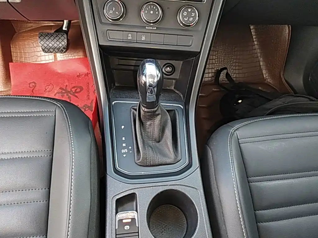 Volkswagen Touran — миниатюра 14