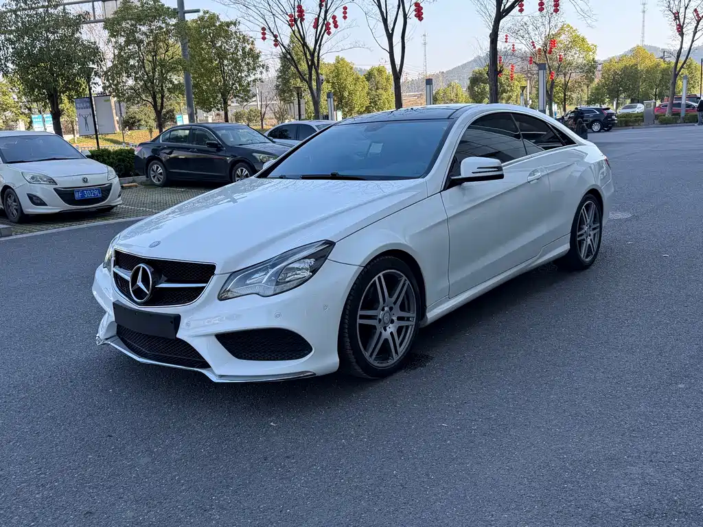 Mercedes-Benz E-Class (Import) E 200 Coupe Lively Edition, фото 3