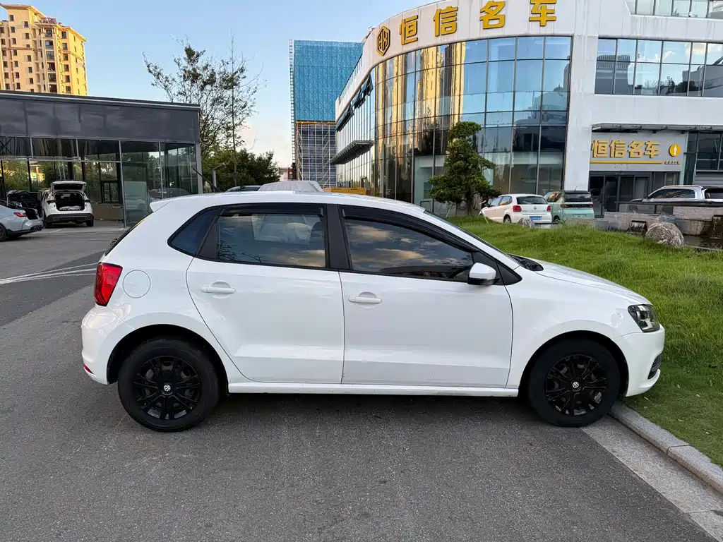 Volkswagen Polo — миниатюра 10