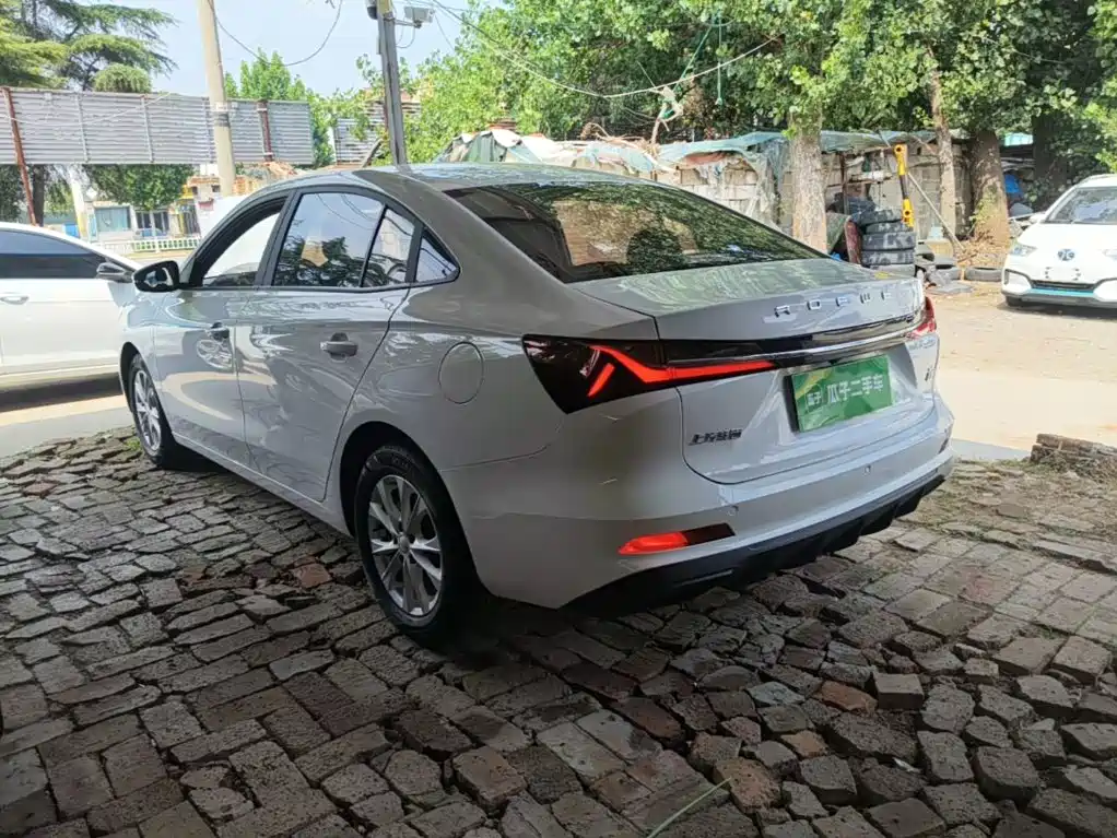 Roewe i5 — миниатюра 23