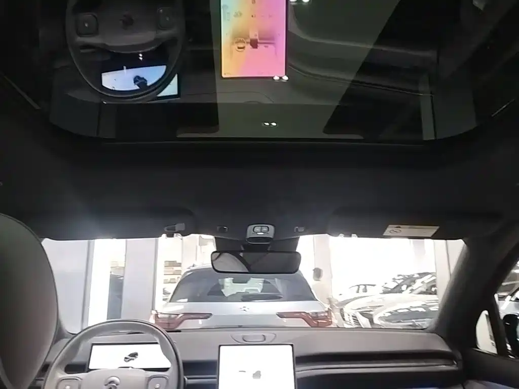 NIO ES6 — миниатюра 18