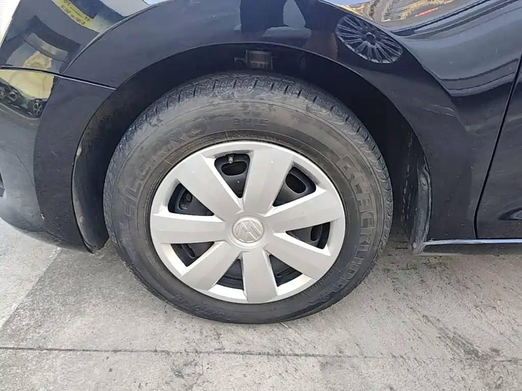 Volkswagen Santana — миниатюра 23