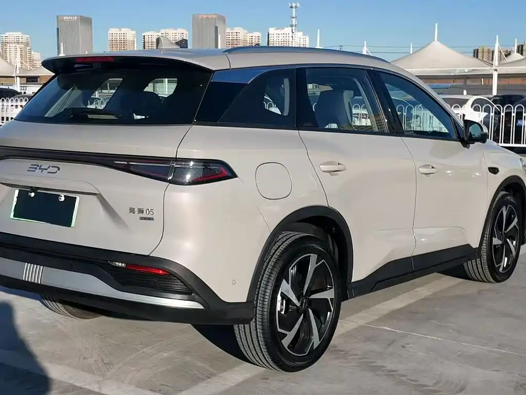 BYD SEA LION 05 DM I