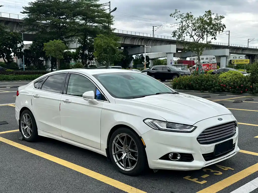 Ford Mondeo — миниатюра 3