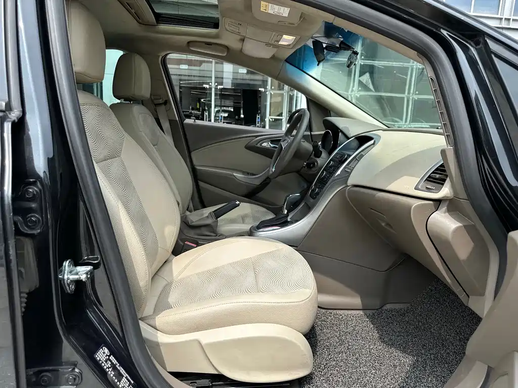 Buick Excelle — миниатюра 11