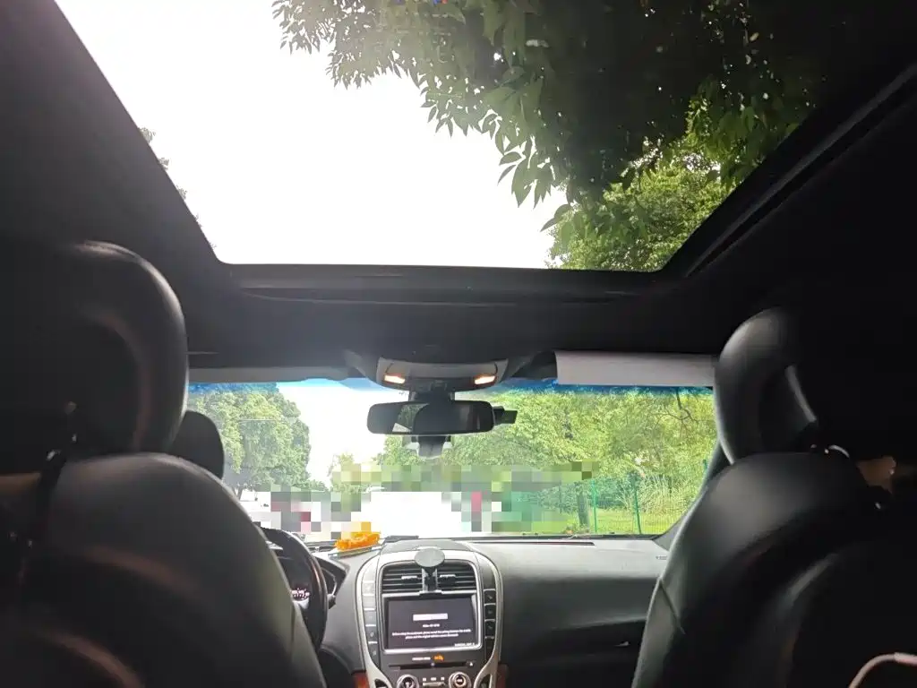 Lincoln MKX — миниатюра 14
