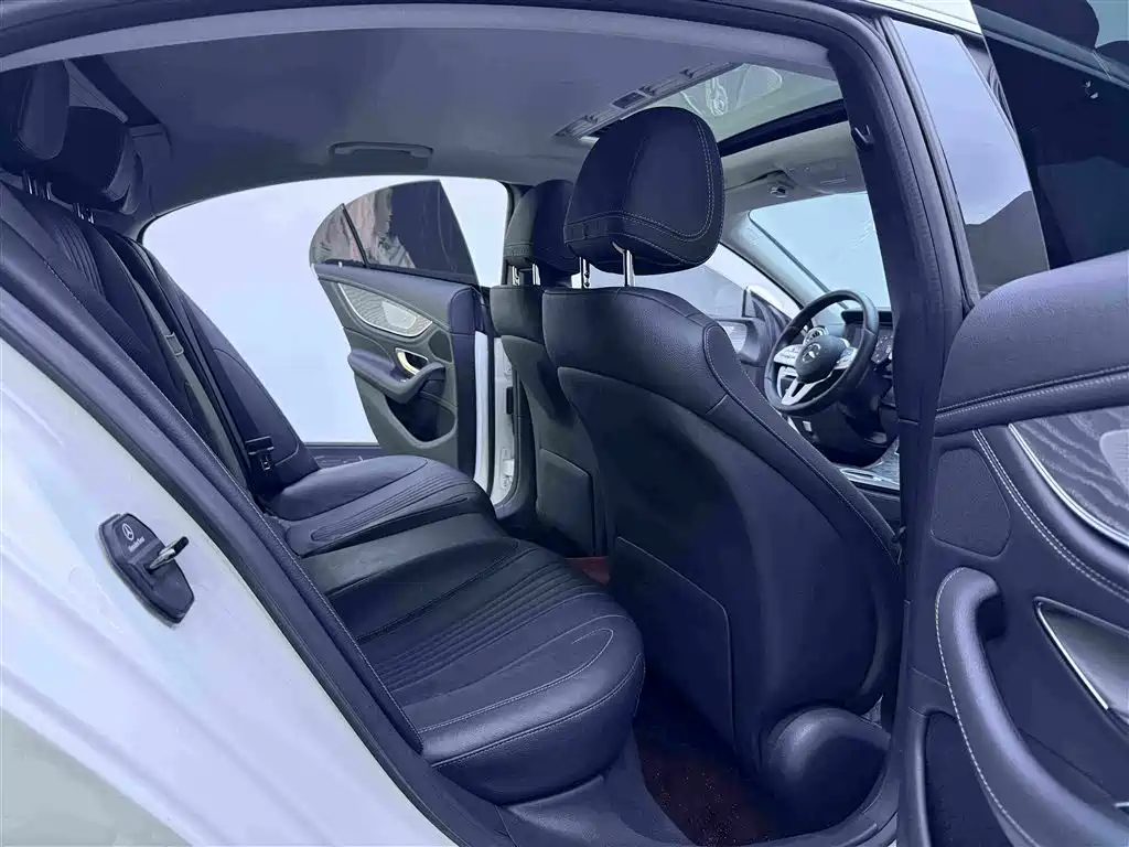 Mercedes-Benz CLS — миниатюра 8