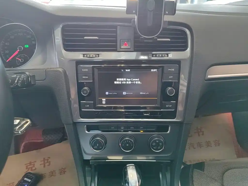 Volkswagen Golf — миниатюра 13