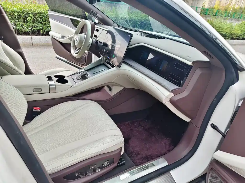 Denza Denza Z9GT — миниатюра 6