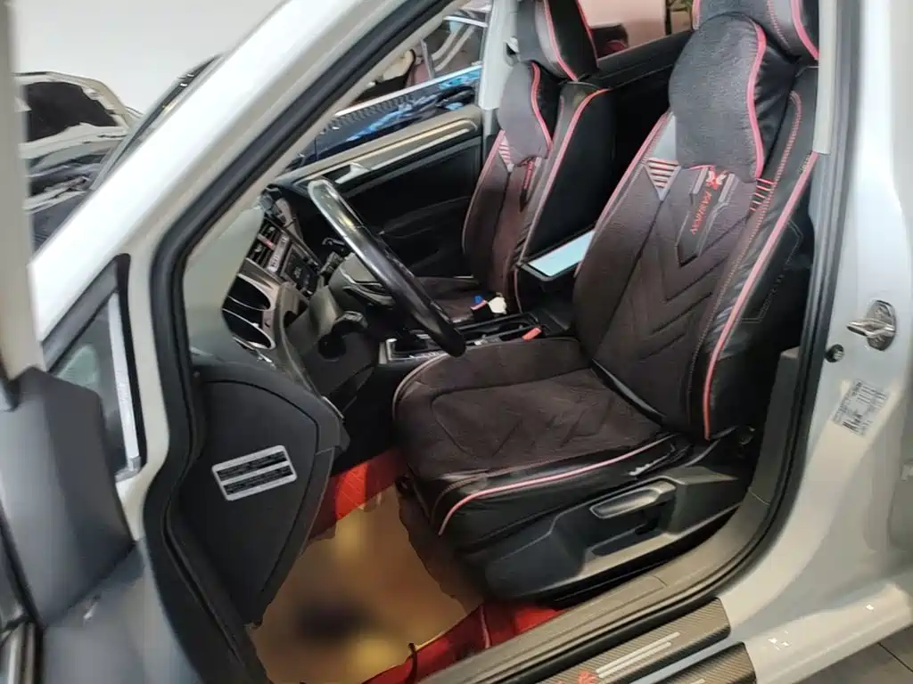 Volkswagen Golf — миниатюра 15