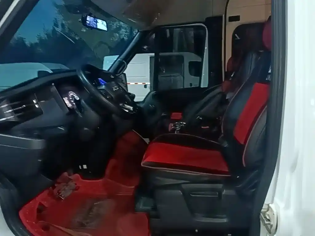 JMC JMC Fushun — миниатюра 15
