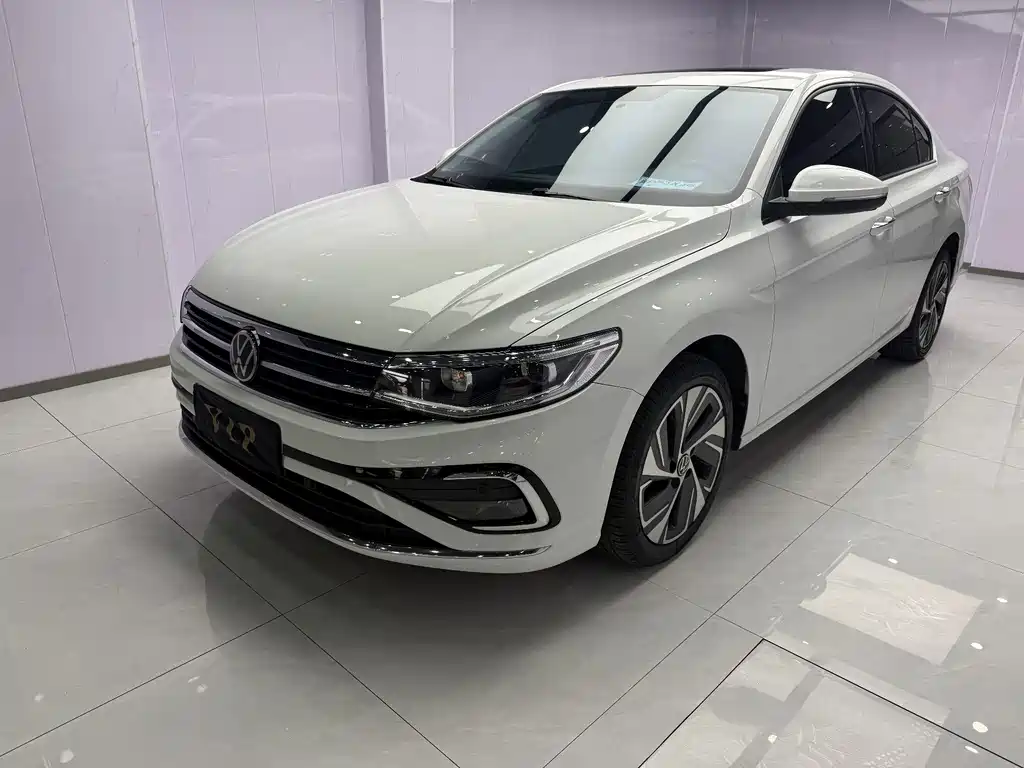 Volkswagen Bora 2023
