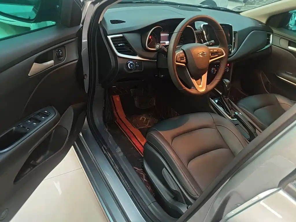 Chevrolet Monza — миниатюра 16