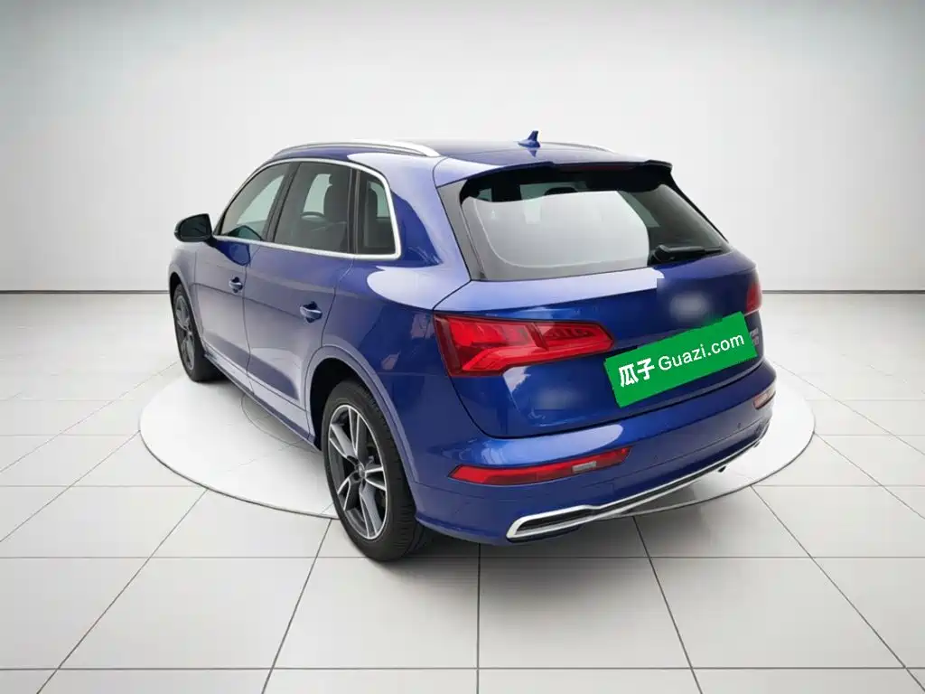Audi Q5L — миниатюра 4