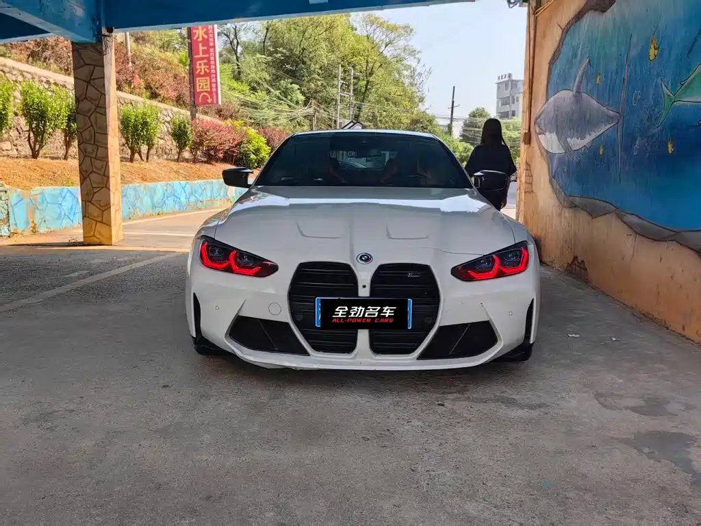 BMW M4 — миниатюра 2