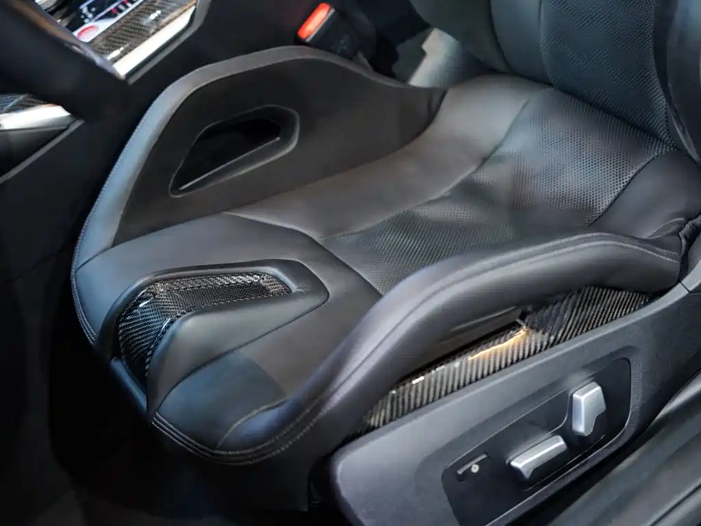 BMW M4 — миниатюра 16