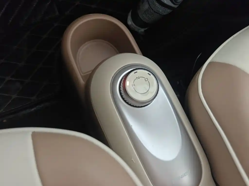Wuling MINIEV — миниатюра 14