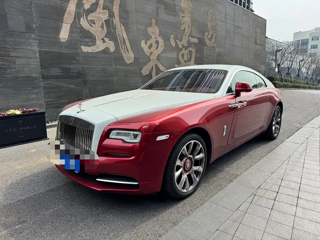 Купить Rolls-Royce Wraith