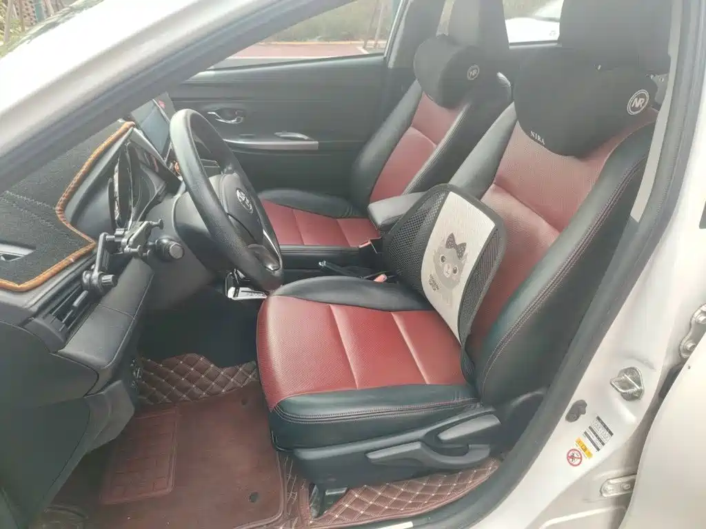 Toyota Yaris L — миниатюра 8