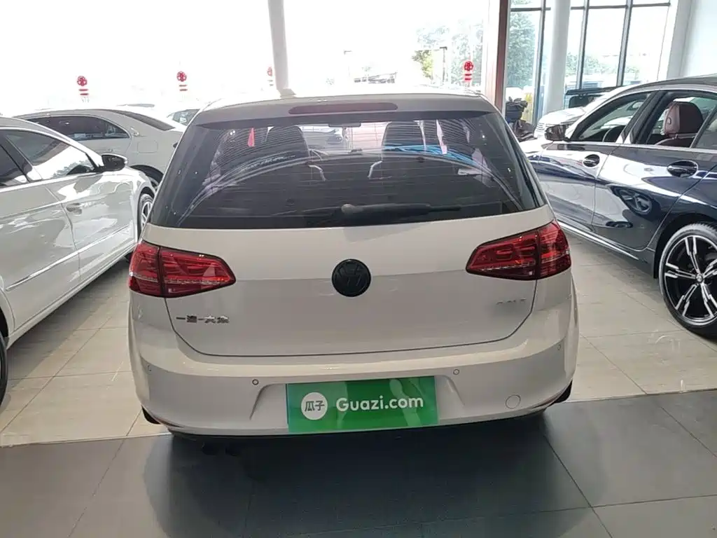 Volkswagen Golf — миниатюра 6
