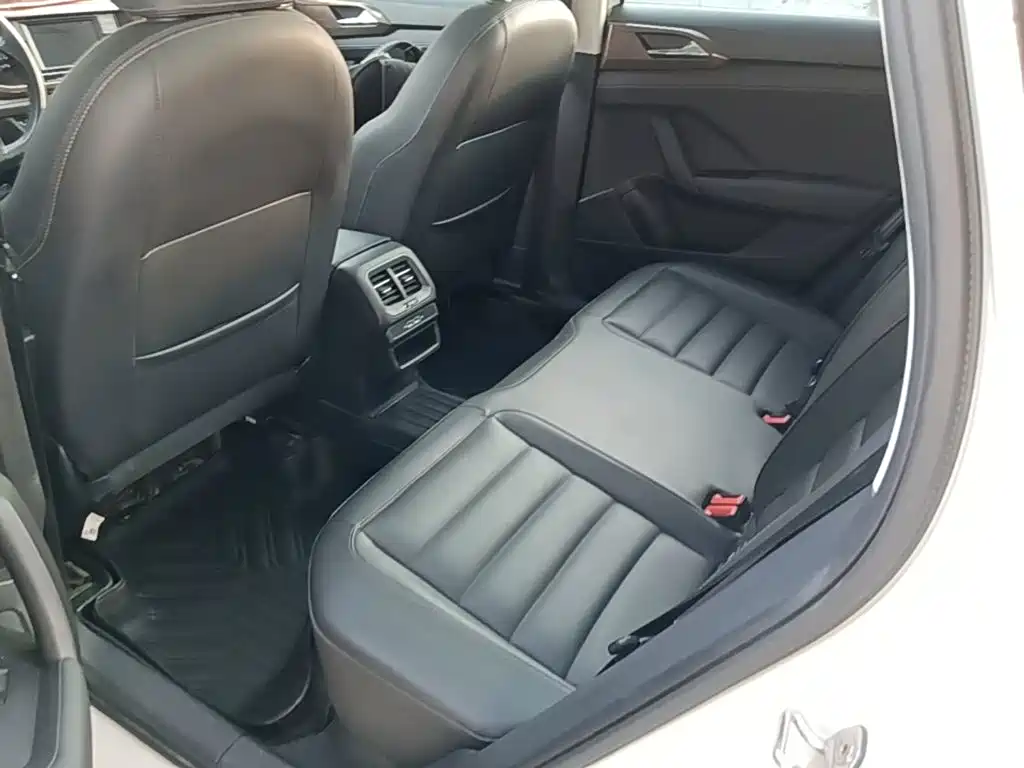 Volkswagen Tharu — миниатюра 17