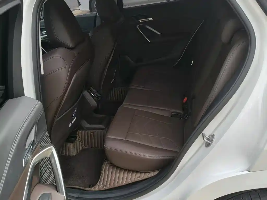 BMW X2 (Import) — миниатюра 6