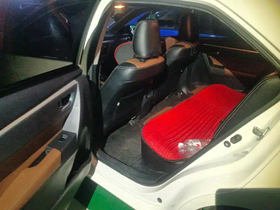 Toyota Corolla — миниатюра 11