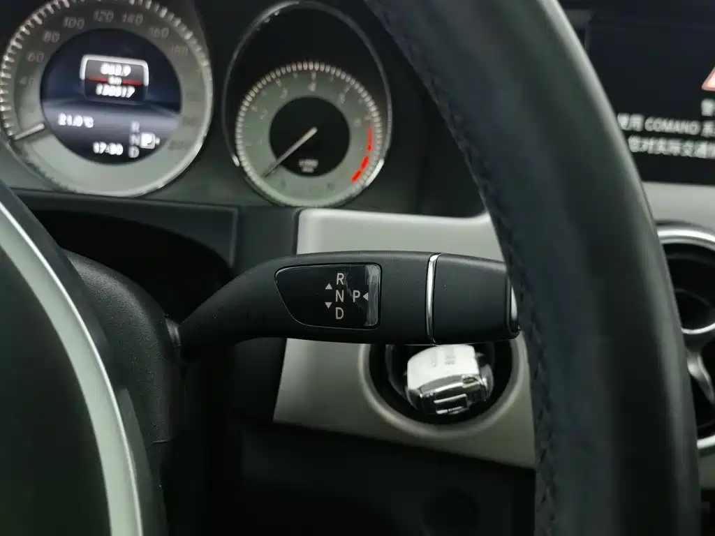 Mercedes-Benz GLK-Class — миниатюра 13