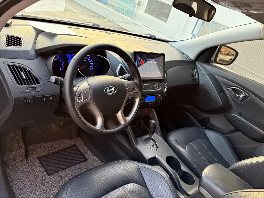 Hyundai ix35 — миниатюра 7