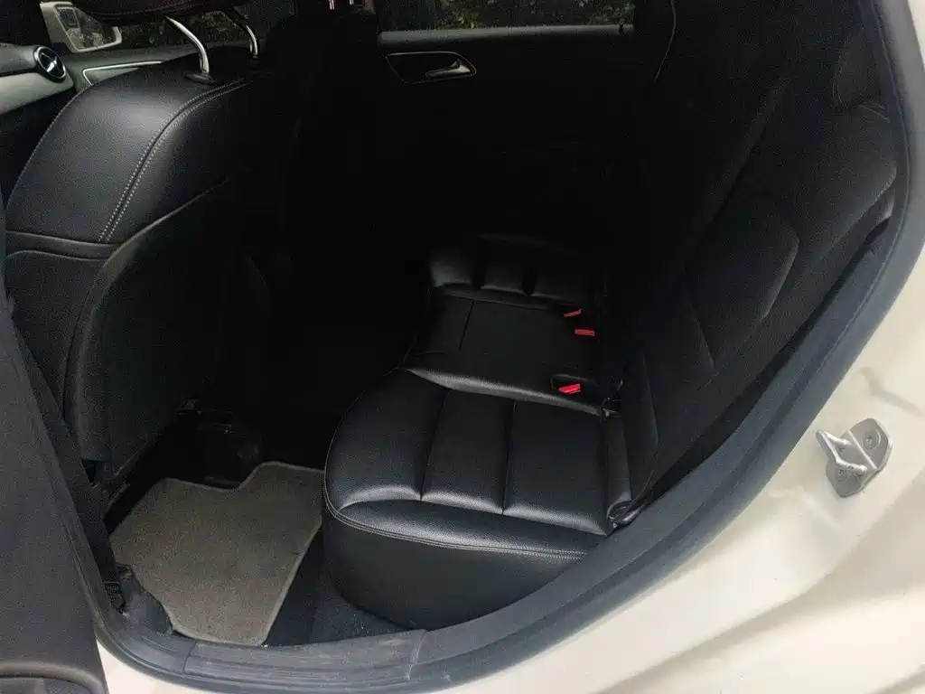 Mercedes-Benz B-Class — миниатюра 13