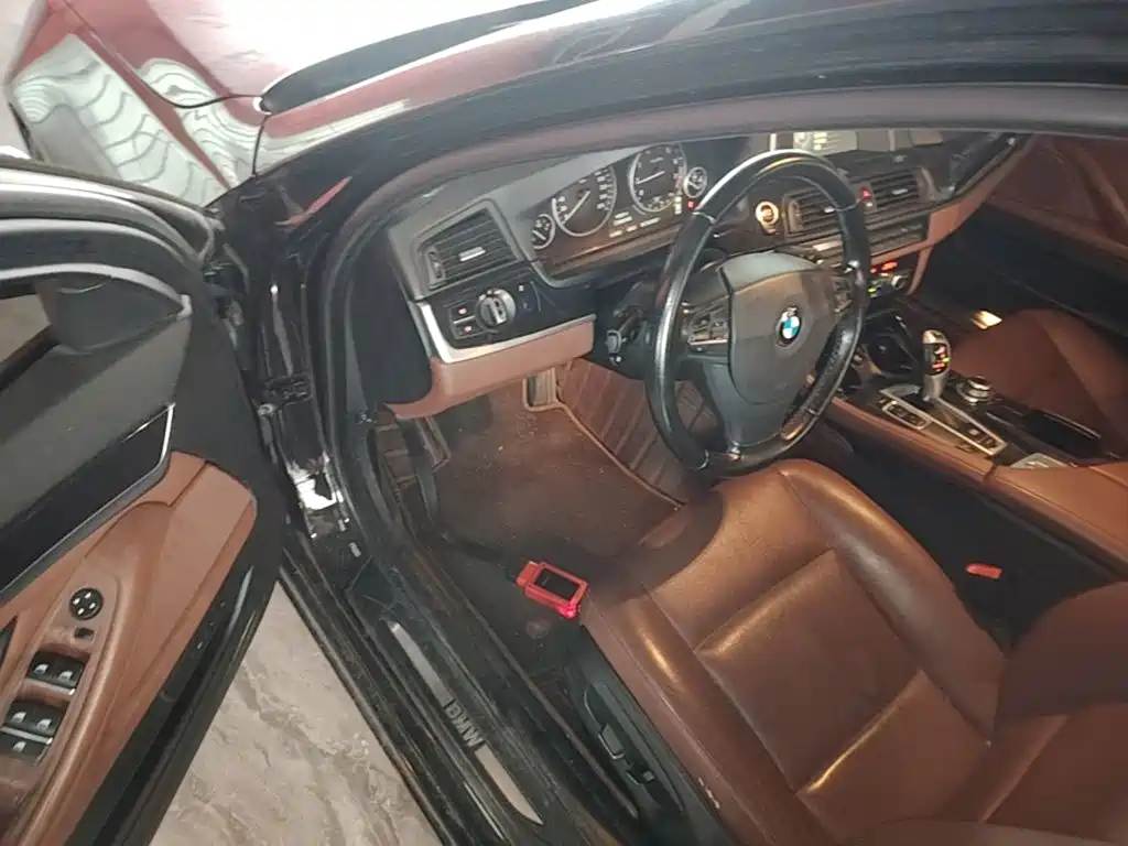 BMW 5 Series (Import) — миниатюра 16