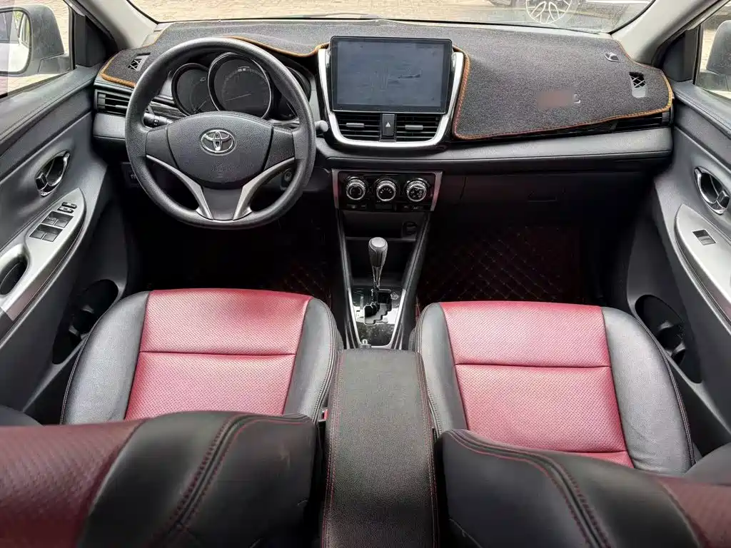 Toyota Yaris L — миниатюра 12