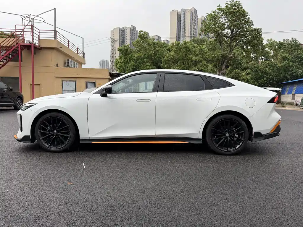 Changan UNI-V — миниатюра 5