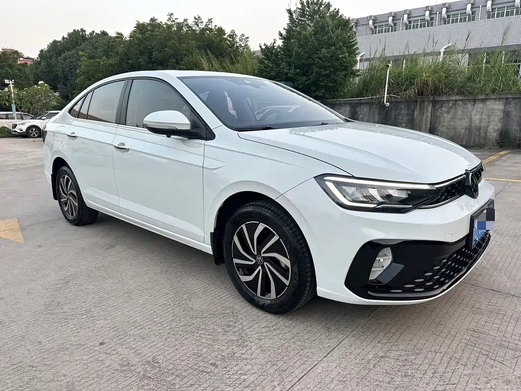 Volkswagen Lavida — миниатюра 3