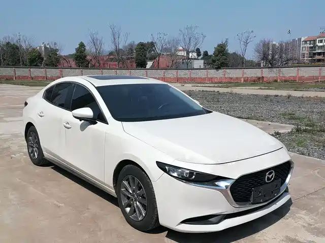 MAZDA 3 ANGKESAILA