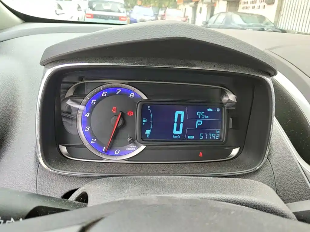 Chevrolet Trax — миниатюра 12