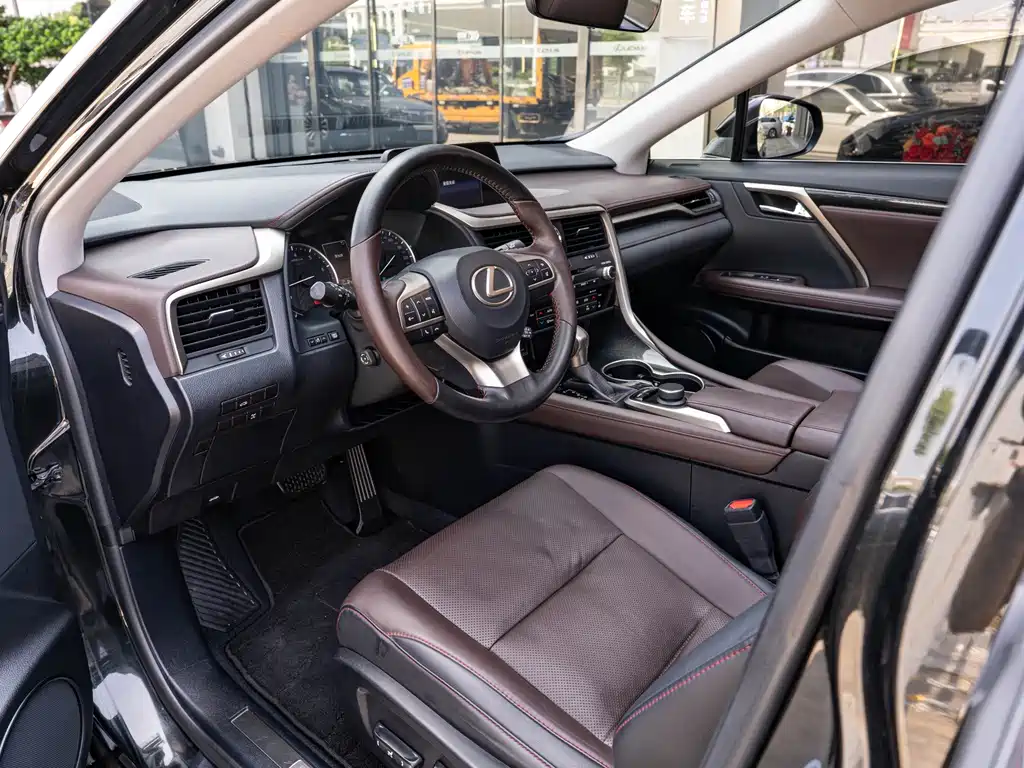 Lexus RX — миниатюра 9
