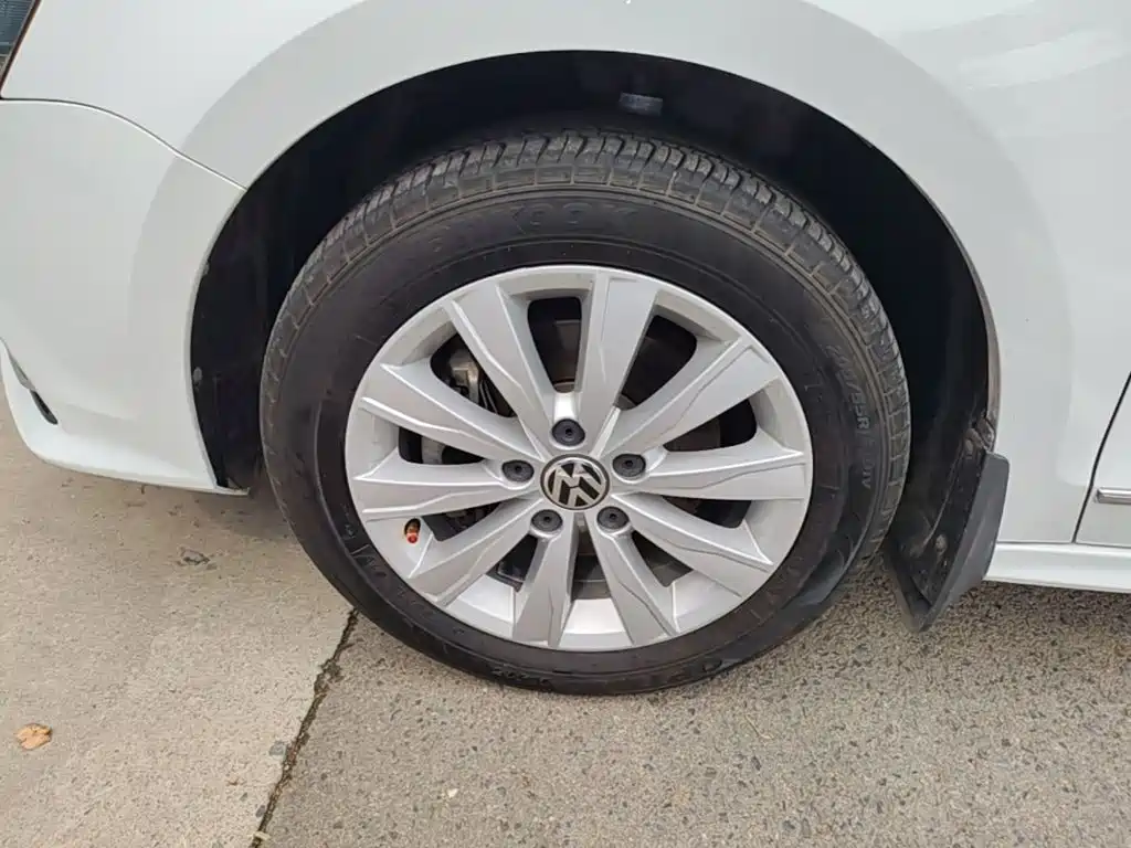 Volkswagen Sagitar — миниатюра 23