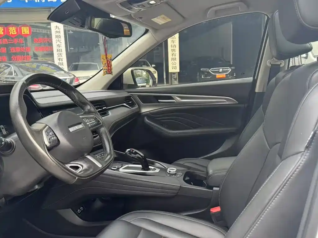 HAVAL  F7