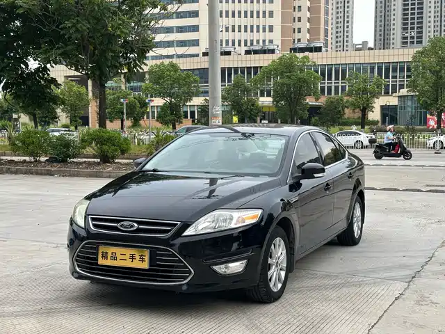 2015 Ford Mondeo