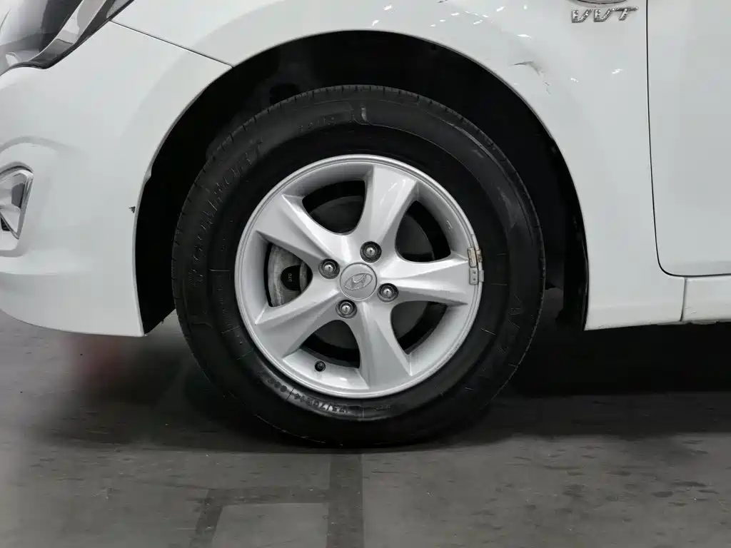 Hyundai Verna — миниатюра 17